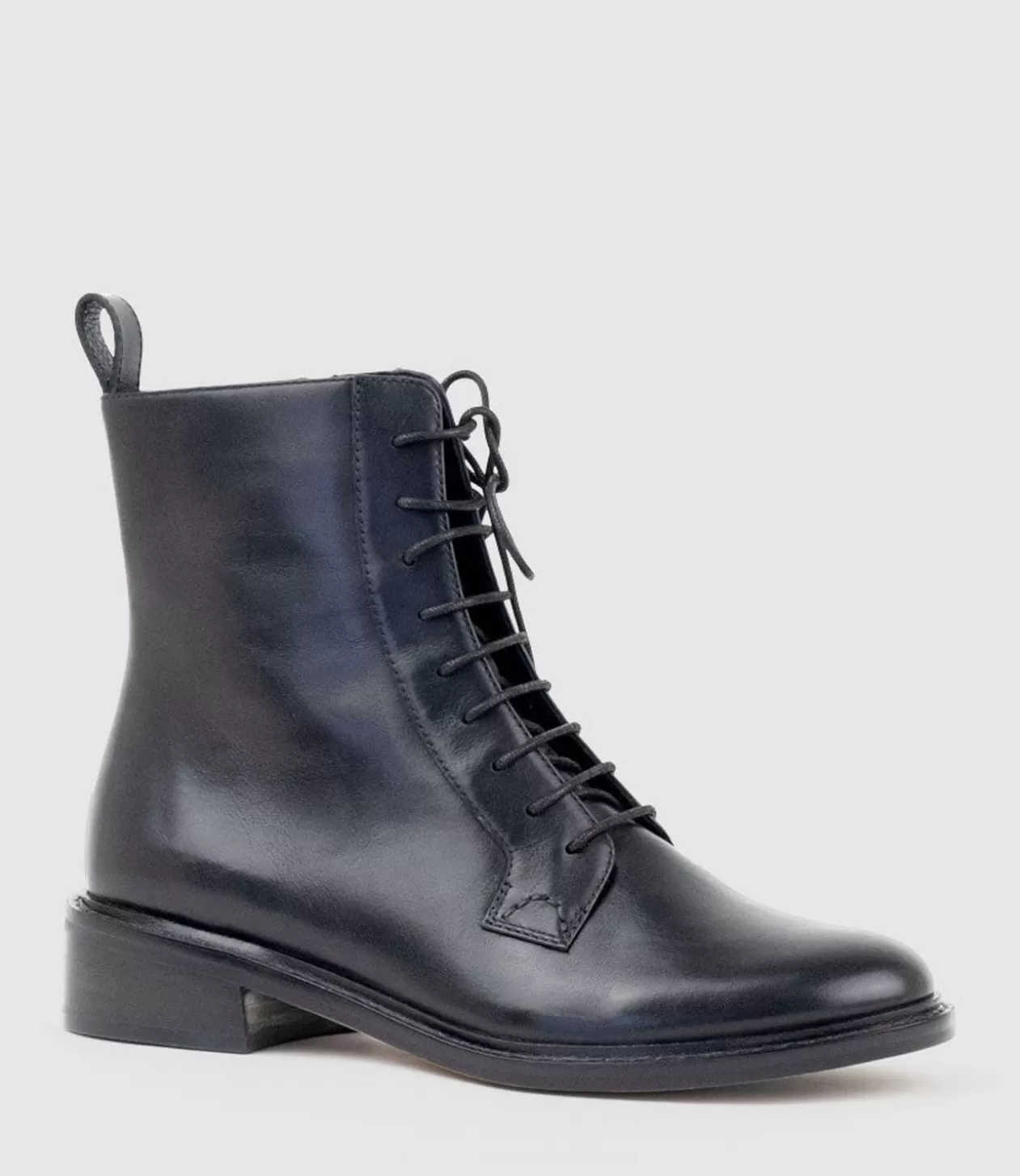 Edward Meller Ankle Boots<Windsor30 Lace Up Ankle Boot In Black Waxy Calf