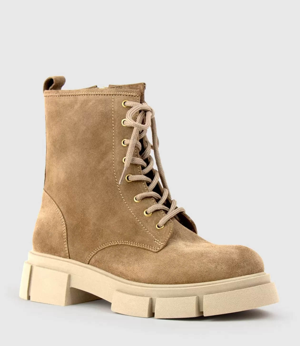 Edward Meller Ankle Boots<Wolfe Lace Up Boot On Chunky Sole In Beige Suede